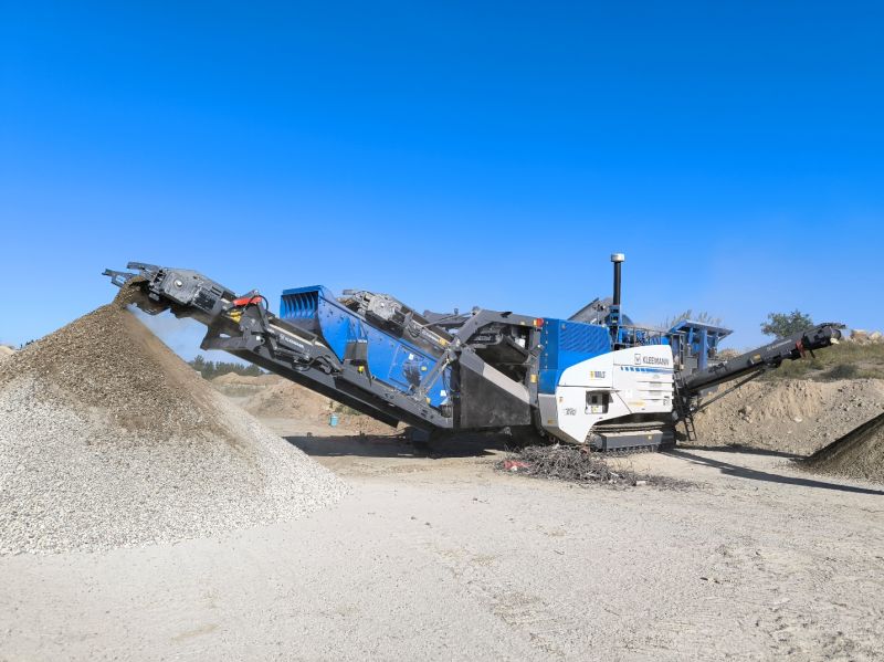 Mise en route concasseur KLEEMANN MR110i Evo2 avec système de soufflerie Mise en route concasseur KLEEMANN MR110i Evo2 avec système de soufflerie